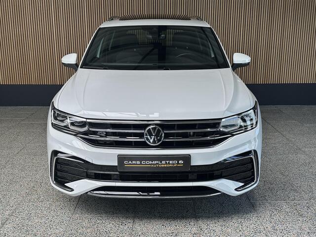 Volkswagen TIGUAN 1.5 TSI ACT Highline Business R Trekhaak | Panodak | IQ LED