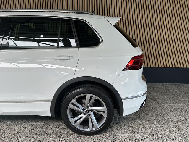 Volkswagen TIGUAN 1.5 TSI ACT Highline Business R Trekhaak | Panodak | IQ LED