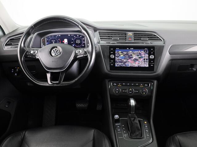 Volkswagen TIGUAN 1.5 TSI ACT Highline 150PK | Automaat (DSG) | R-Line | Panoramadak | Leder interieur | Camera | Digitaal dashboard