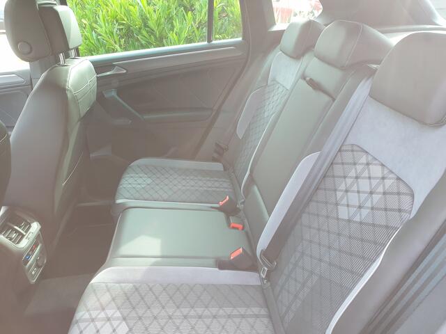 Volkswagen TIGUAN 1.4 TSI eHybrid R-Line Business+ Trekhaak, Panoramadak!