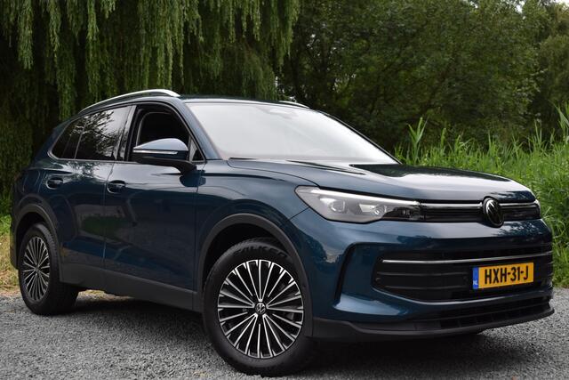 Volkswagen TIGUAN 1.5 eTSI DSG LIFE EDITION TREKHAAK | CAMERA | STUUR VERW.