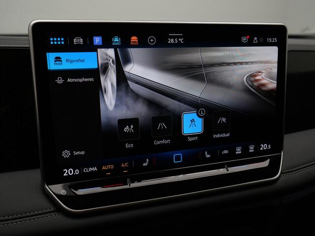 Volkswagen TIGUAN 1.5 eTSI 150 pk DSG Life Edition | Trekhaak | Stuur-/stoelverwarming | Achteruitrijcamera