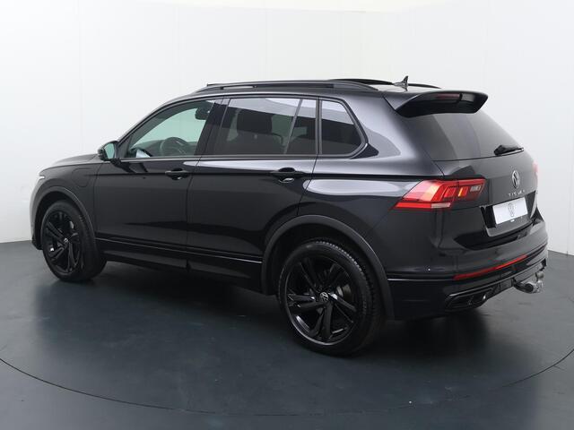 Volkswagen TIGUAN 1.4 TSI eHybrid R-Line Business | 245 PK | SoH 100% | Automaat | Trekhaak wegklapbaar | Stoelverwarming | R-line interieur | Panoramadak |