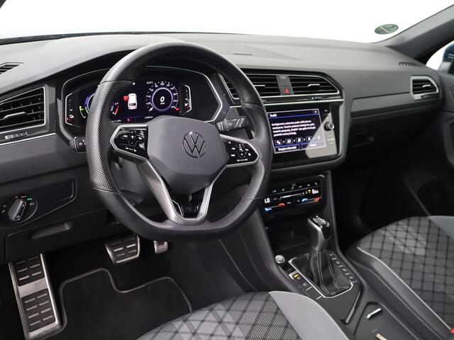 Volkswagen TIGUAN 1.4 TSI eHybrid R-Line Business+ | 245 PK | SoH 87% | Automaat | Trekhaak | Volledig digitaal instrumentenpaneel | Stoelverwarming |