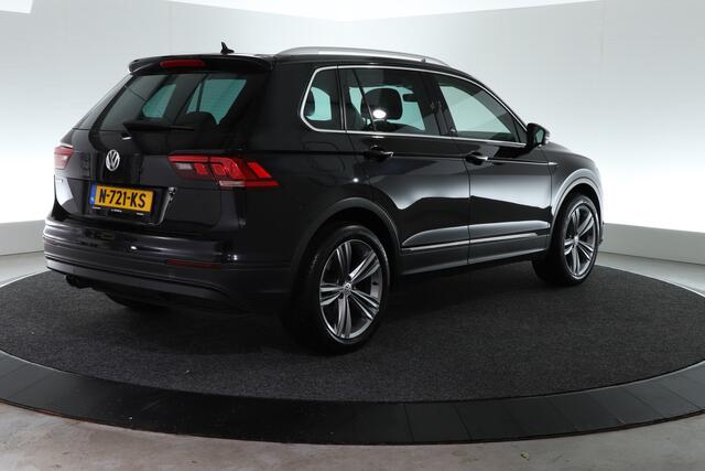 Volkswagen TIGUAN 1.4 TSI Comfortline | TREKHAAK | ADAP. CRUISE | STOEL-STUURVERW. | CARPLAY |