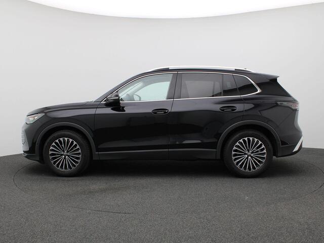 Volkswagen TIGUAN 1.5 eTSI Elegance 150pk Trekhaak, Matrix-Led, 18" Napoli, Navigatie, Adaptive Cruise Control, Elek. achterklep, Art Velours, Geluidsisolerende ramen