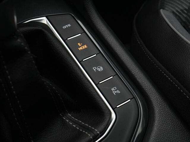 Volkswagen TIGUAN 1.4 TSI eHybrid 245 pk DSG R-Line Business | Rondomzicht camera | Black Style | IQ Light | Stoelverwarming | Adaptive Cruise | 19 inch
