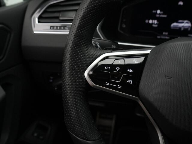 Volkswagen TIGUAN 1.4 TSI eHybrid 245 pk DSG R-Line Business | Rondomzicht camera | Black Style | IQ Light | Stoelverwarming | Adaptive Cruise | 19 inch