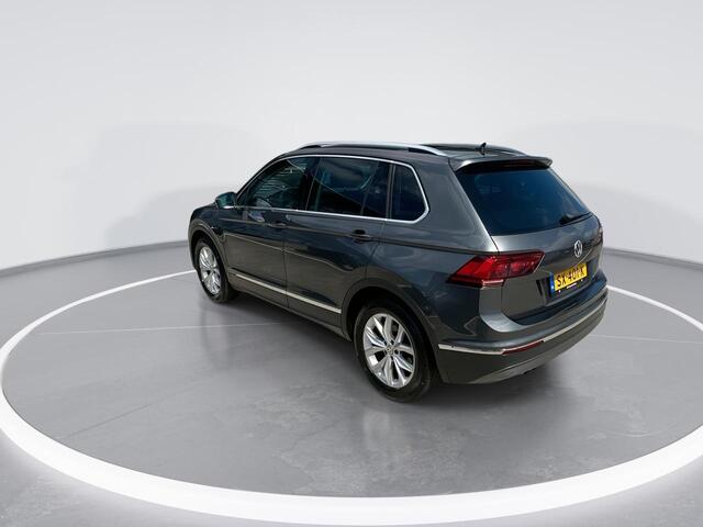 Volkswagen TIGUAN 1.4 TSI 150pk DSG ACT Highline · Panoramadak · Keyless · Inklapbare Trekhaak · Apple/Android Car Play · Stoelverwarming · Active Info Display · Elektrisch Bedienbare Achterklep ·