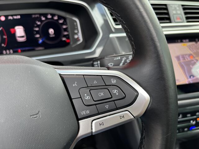 Volkswagen TIGUAN 1.5 TSI Life Business TREKHAAK / PANORAMADAK / FULL LED / STOELVERW / STUURVERW / ACC / NL-AUTO