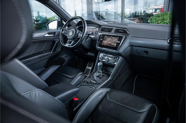 Volkswagen TIGUAN 2.0 TSI 4Motion Highline - R Line | Panorama | Memory | Elek. Trekhaak | 360 Camera