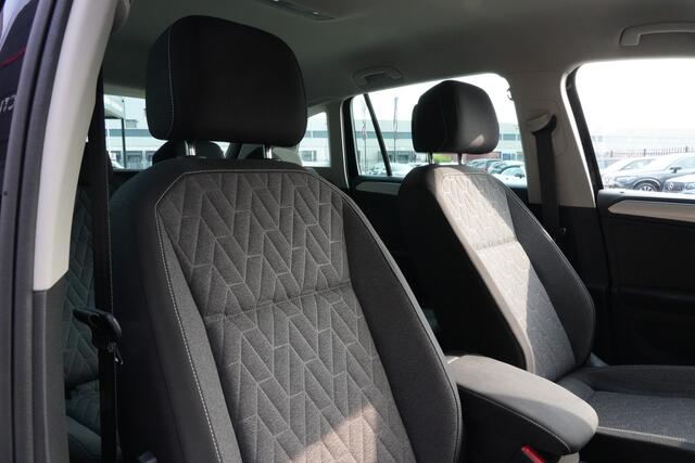 Volkswagen TIGUAN 1.5 TSI Elegance 150pk Navigatie/Trekhaak/Camera