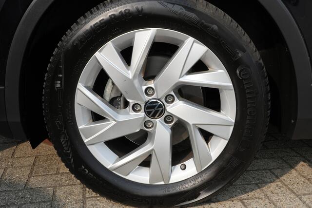 Volkswagen TIGUAN 1.5 TSI Elegance 150pk Navigatie/Trekhaak/Camera