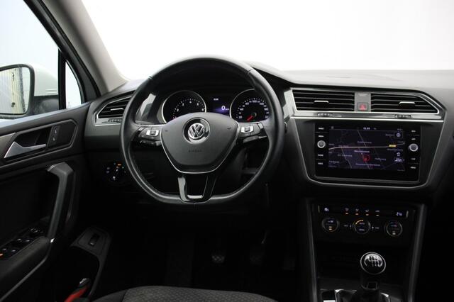 Volkswagen TIGUAN 1.5 TSI Comfortline Business - Carplay, Cruise, Afn. Trekhaak
