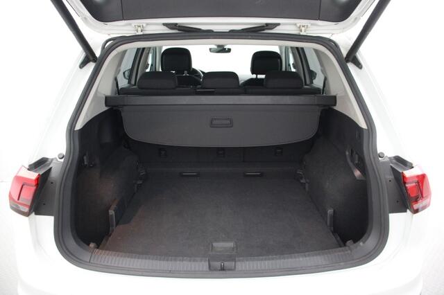 Volkswagen TIGUAN 1.5 TSI Comfortline Business - Carplay, Cruise, Afn. Trekhaak