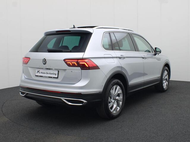 Volkswagen TIGUAN 1.4TSIeHybrid 180kW/245PK Elegance DSG · Panoramadak · Camera + Parkeersensoren · Navigatie