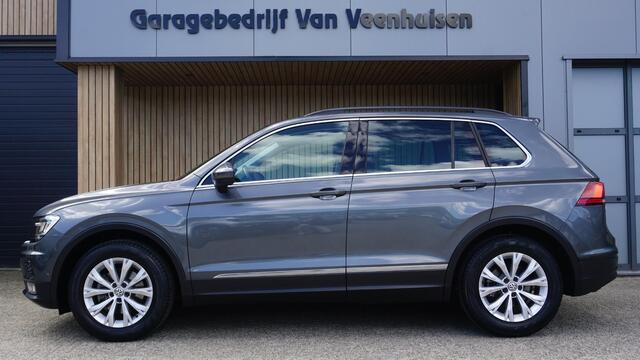 Volkswagen TIGUAN 1.5 TSI 150pk DSG ACT Comfortline Business LED Elek.Trekhaak Keyless A-Camera *1800kg Trekgewicht* 49943km!