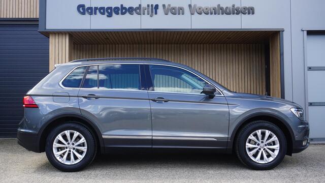 Volkswagen TIGUAN 1.5 TSI 150pk DSG ACT Comfortline Business LED Elek.Trekhaak Keyless A-Camera *1800kg Trekgewicht* 49943km!