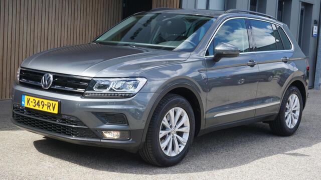 Volkswagen TIGUAN 1.5 TSI 150pk DSG ACT Comfortline Business LED Elek.Trekhaak Keyless A-Camera *1800kg Trekgewicht* 49943km!