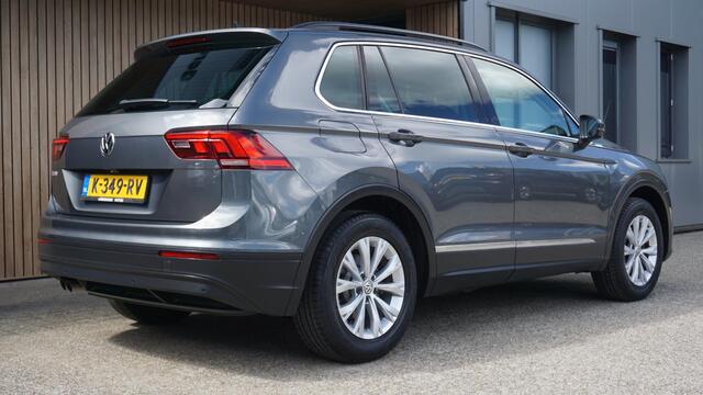 Volkswagen TIGUAN 1.5 TSI 150pk DSG ACT Comfortline Business LED Elek.Trekhaak Keyless A-Camera *1800kg Trekgewicht* 49943km!
