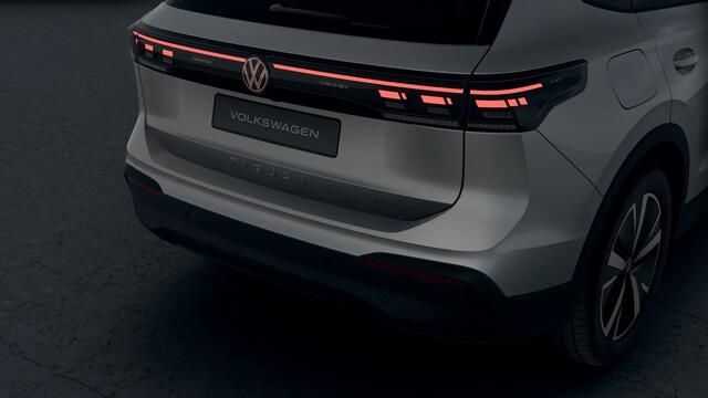 Volkswagen TIGUAN 1.5 eHybrid 204 6DSG Life Edition Automaat
