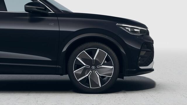 Volkswagen TIGUAN 1.5 eHybrid 272 6DSG R-Line Edition Automaat