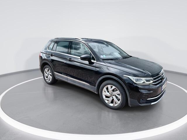 Volkswagen TIGUAN 1.4 TSI eHybrid 245PK DSG Elegance · Panoramadak · Camera · Trekhaak · Apple/Android Car Play · Navigatie ·