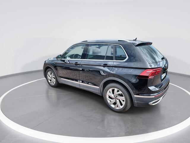 Volkswagen TIGUAN 1.4 TSI eHybrid 245PK DSG Elegance · Panoramadak · Camera · Trekhaak · Apple/Android Car Play · Navigatie ·