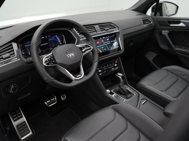 Volkswagen TIGUAN 1.4 TSI eHybrid 245 pk DSG R-Line Business | Panoramadak | IQ Light | Rondomzicht camera | Adaptieve onderstelregeling (DCC) | Standkachel | Head-up Display | 20 inch