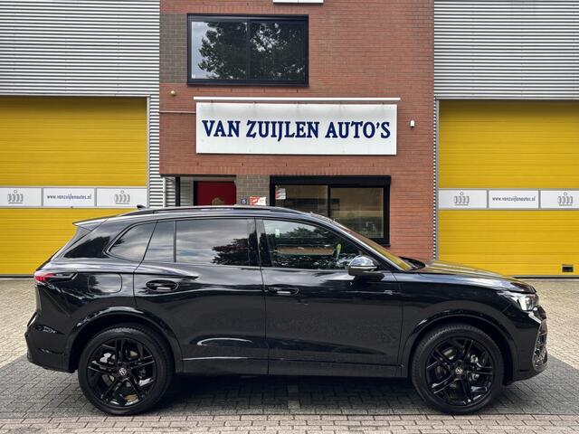 Volkswagen TIGUAN 1.5 eHybrid R-Line Edition Black Style Pano Head-up HK 20'' BTW