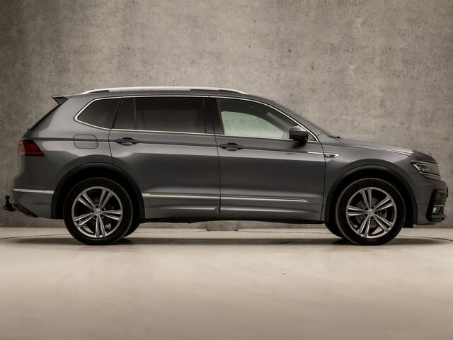 Volkswagen TIGUAN Allspace 1.5 TSI Highline R Line 7 Persoons 150Pk Automaat (2X R-LINE, PANORAMADAK, VIRTUAL COCKPIT, LEDER, APPLE CARPLAY, TREKHAAK, KEYLESS, 360 CAMERA, ADAPTIVE CRUISE, GETINT GLAS, MODE KNOP, NIEUWSTAAT)
