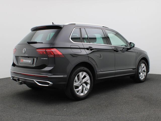 Volkswagen TIGUAN 1.5 TSI Elegance Trekhaak, Elek. achterklep, LED-Matrix, Winterpakket, Adaptive Cruise Control, Achteruitrijcamera