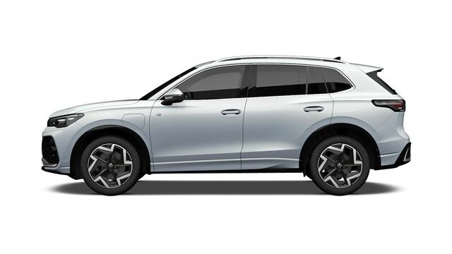 Volkswagen TIGUAN R-Line Edition - eHybrid | 'App-Connect' draadloze smartphone integratie | Automatische afstandsregeling (Adaptive Cruise Control) | Black Style Pakket