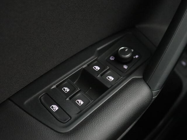 Volkswagen TIGUAN 1.4 TSI eHybrid | Stoel & stuurverwarming | Adaptive cruise | Carplay | Park Assist | Navigatie | Side Assist | Virtual Cockpit | Full LED | PHEV