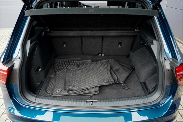 Volkswagen TIGUAN 1.4 TSI eHybrid R-Line ACC 360° Camera Elek Trekhaak