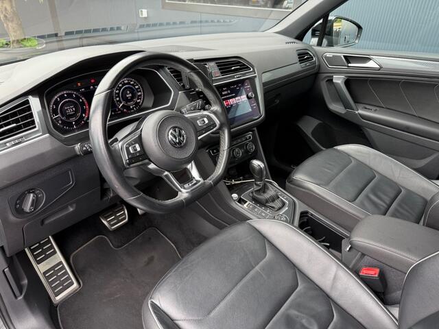 Volkswagen TIGUAN 2.0 TSI 4Motion R-Line High Line / Pano / Elek. Trekhaak / Leder / Apple CarPlay