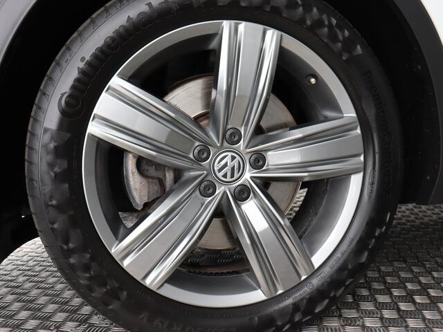 Volkswagen TIGUAN 2.0 TSI 4Motion Highline (Nl-Auto / Elek. Trekhaak / Pano / Massage / ACC / Navi / 19'')