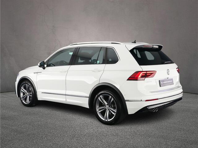 Volkswagen TIGUAN Comfortline Business 1.5 TSI 130pk Panoramadak, Elektrische achterklep, Adaptive cruise control, Achteruitrijcamera, Stoelverwarming, LED koplampen