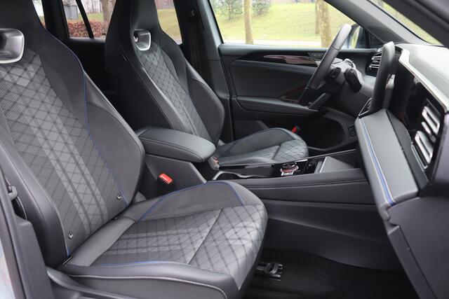 Volkswagen TIGUAN 1.5 eHybrid 272pk R-Line Black Style Pano/IQ.Light/360/Keyless/ACC/DCC/ErgoActive/Dodehoek/19"