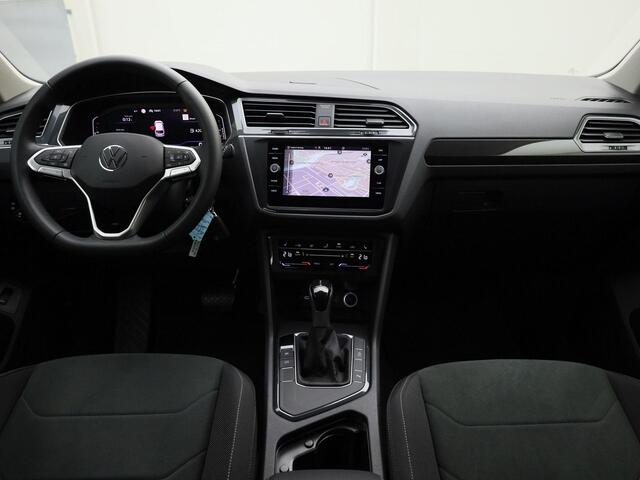 Volkswagen TIGUAN 1.5TSI/150PK Elegance DSG · App connect · Trekhaak · Camera + Parkeersensoren · Garantie tot januari 2026