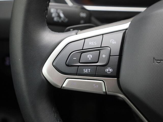 Volkswagen TIGUAN 1.5TSI/150PK Elegance DSG · App connect · Trekhaak · Camera + Parkeersensoren · Garantie tot januari 2026