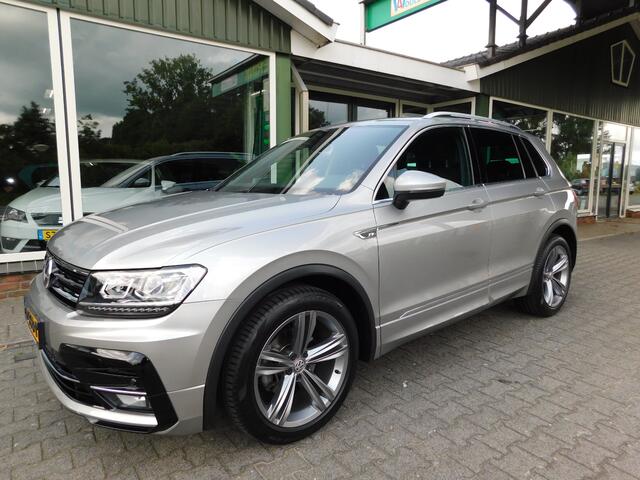 Volkswagen TIGUAN 1.5TSI 131PK R-Line! All-in Prijs! Trekhaak! 1e ei