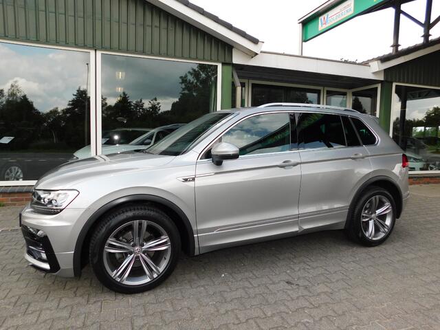 Volkswagen TIGUAN 1.5TSI 131PK R-Line! All-in Prijs! Trekhaak! 1e ei