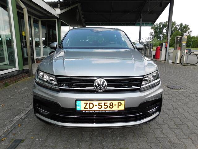 Volkswagen TIGUAN 1.5TSI 131PK R-Line! All-in Prijs! Trekhaak! 1e ei