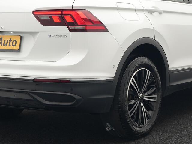 Volkswagen TIGUAN TSI eHybrid Plug In Hybrid 245pk Dealer O.H PHEV | Panodak | Adaptive Cruise | Camera | Sportstoelen Verwarmd | IQ Light | Travel Assist | Apple Carplay | Virtual | Navigatie | DAB |