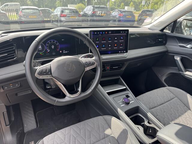 Volkswagen TIGUAN 1.5 eTSI Life Edition / Camera / Navigatie / 17'' / Keyless / Dodehoek / DAB / ACC