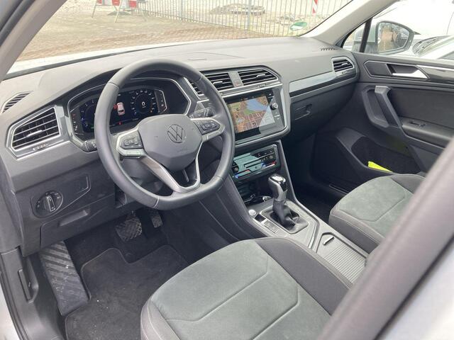 Volkswagen TIGUAN 1.5 TSI 150pk DSG Elegance · Navigatie · Trekhaak · Camera + Parkeersensoren