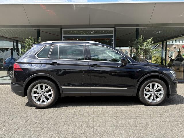 Volkswagen TIGUAN 1.4 TSI Connected Series | ACC | Trekhaak | Full options |