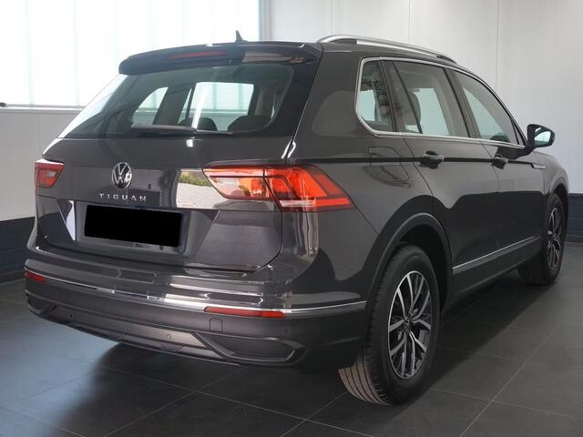 Volkswagen TIGUAN 2.0 TDI 150 PK DSG ACC Zwenkbare Trekhaak LED Navi Camera
