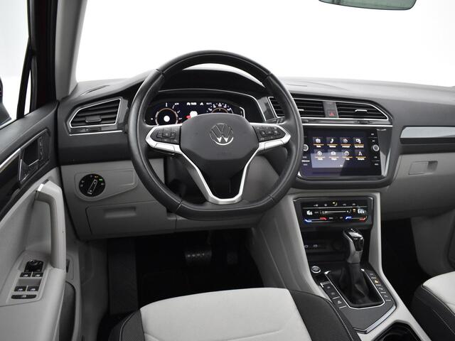Volkswagen TIGUAN 1.4 Tsi 245pk DSG eHybrid Elegance · Panoramadak · Camera · Elek.Trekhaak · Elek. Achterklep · Keyless · 18'' Inch ·